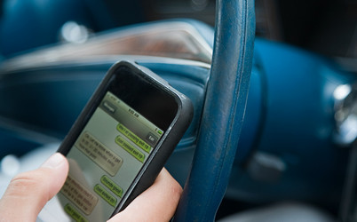 Sürüş sırasında telefonda konuşmanın cezası nasıl önlenir?